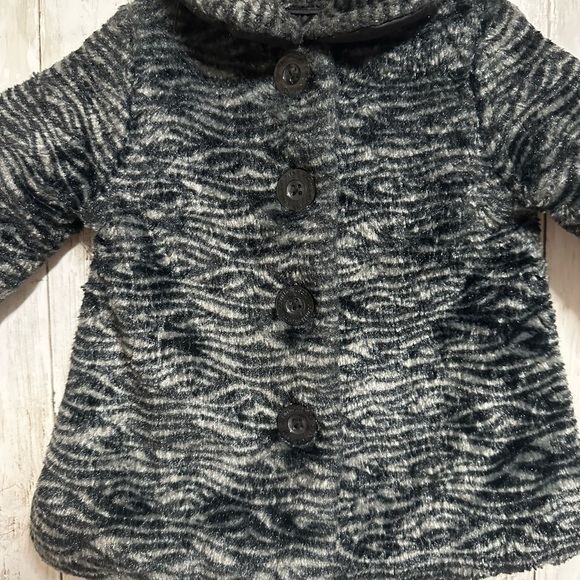 Calvin Klein Jeans Baby Girl Black&Grey Zebra Faux Winter Dress Coat Size 12m - Picture 4 of 5